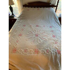 Vintage Chenille Bedspread 92x116 3" Fringe White Pink & Green Floral Designs